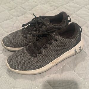 Under armour sneakers women’s size 9